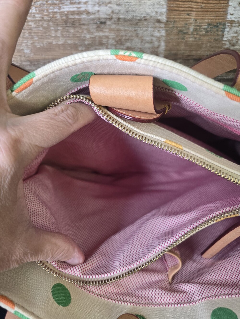 Dooney & Bourke Bubble Dot Tote Y2K Multicolor Charm Bag - Picture 16 of 16